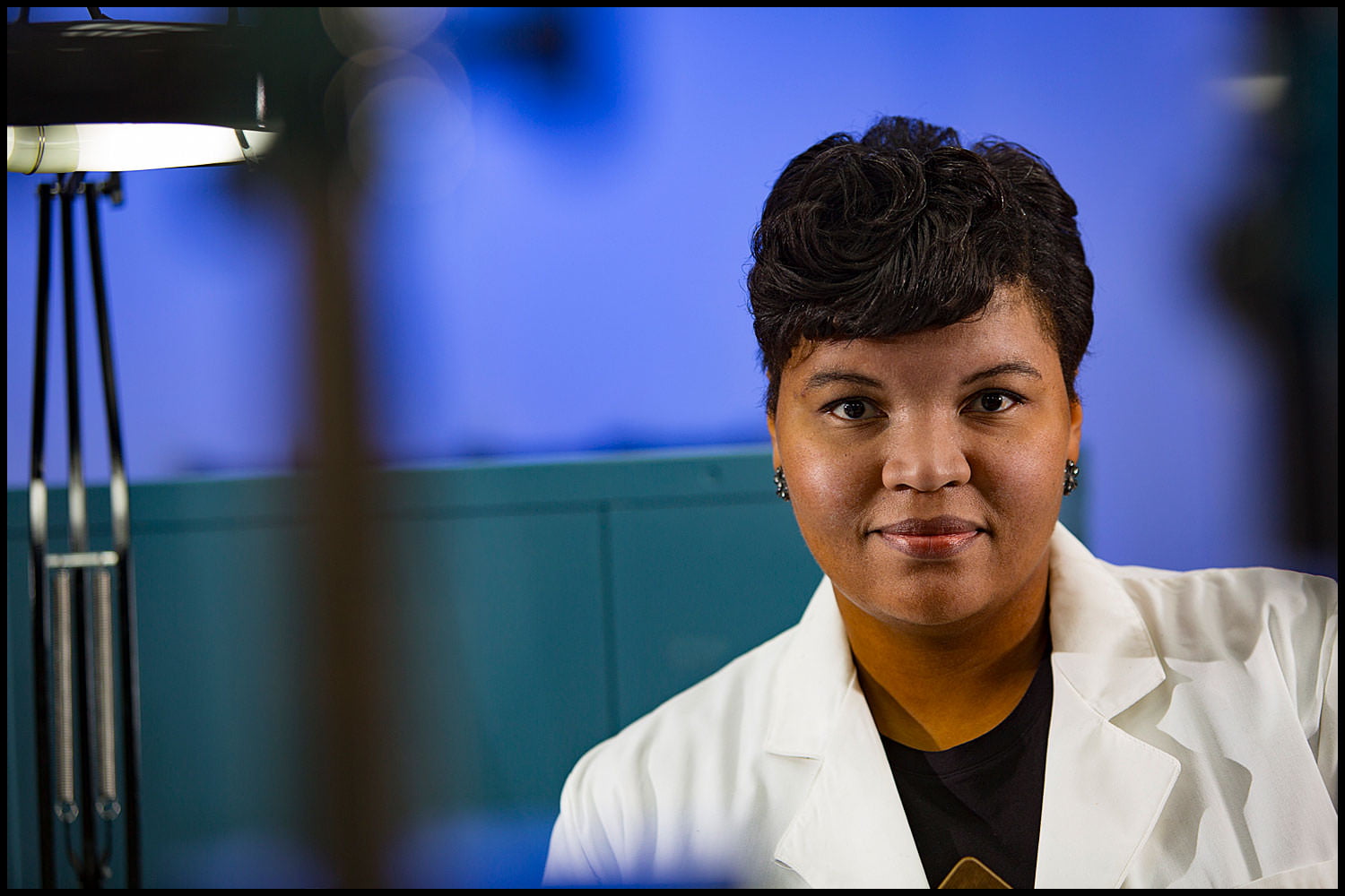 healthcare-medical-pharma-chemical MIchael LoBiondo Photography - Environmental portrait of lab technician