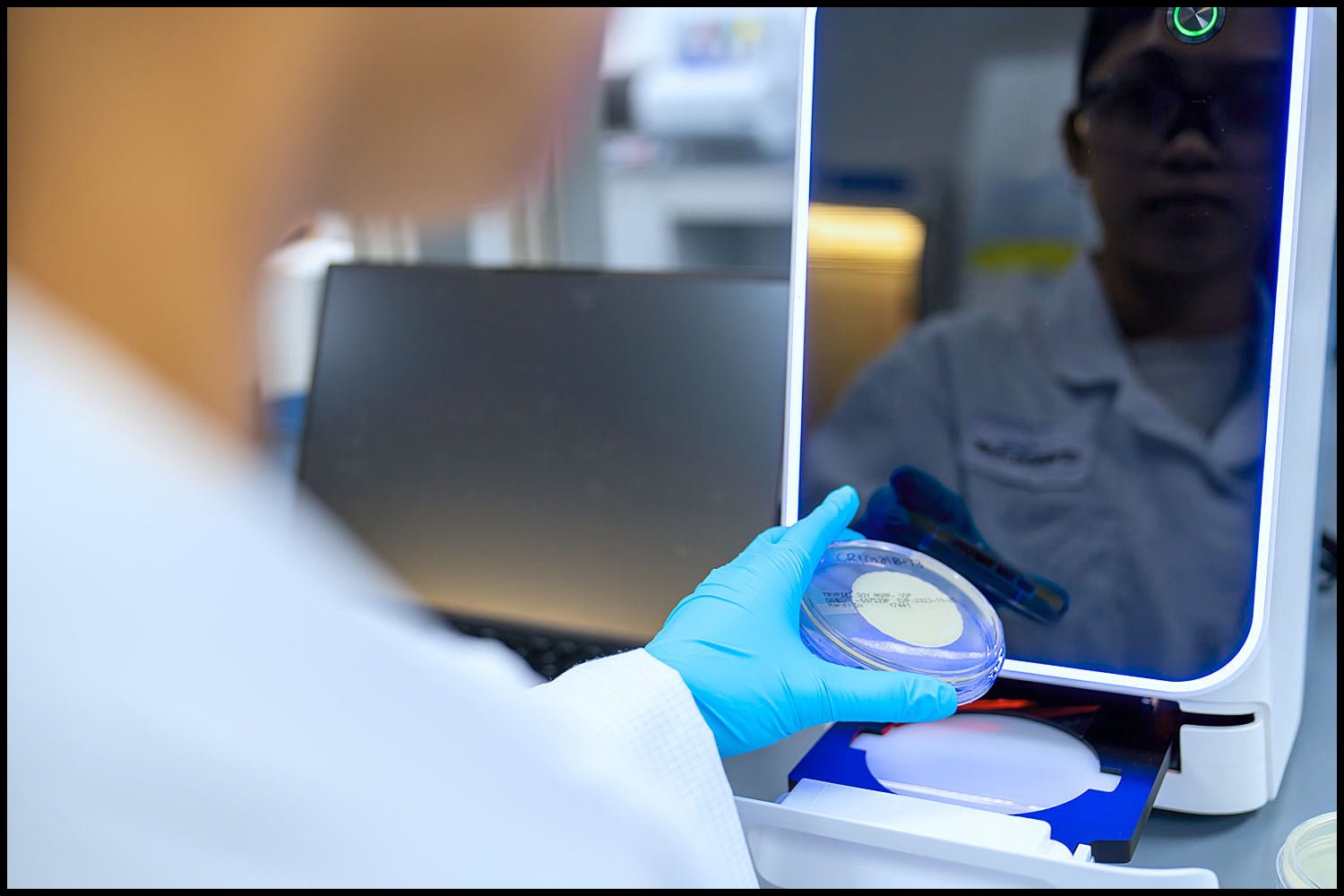 lobiondo-heathcare-pharma-industrial-0432 Michael LoBiondo Photography - Pharma testing lab - shot by professional industrial photographer Michael LoBiondo